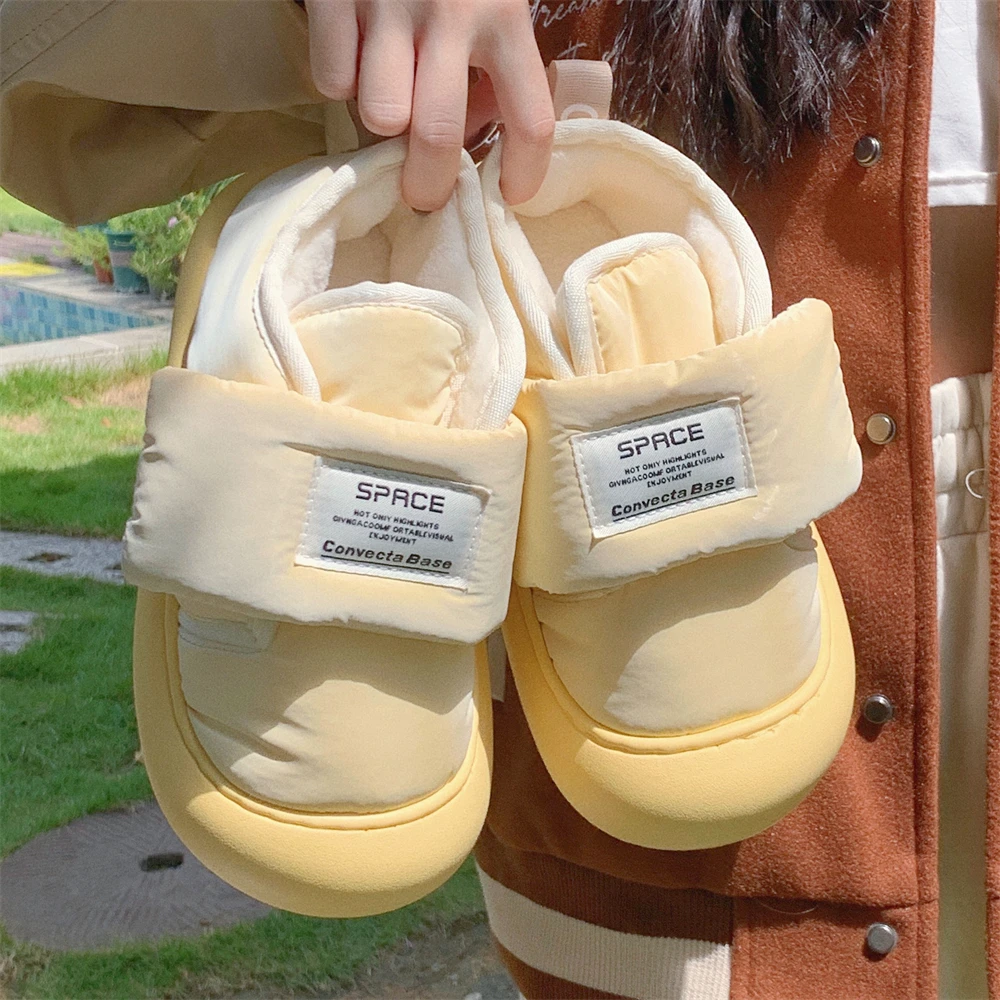 冬季百搭可爱圆头面包棉鞋新款休闲外穿创意魔术贴网红拼色板鞋女