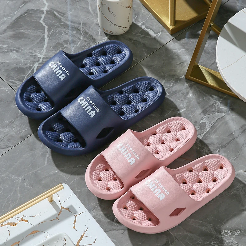 浴室洗澡拖鞋女夏季防滑漏水镂空按摩家用情侣踩屎感厚底凉拖鞋男