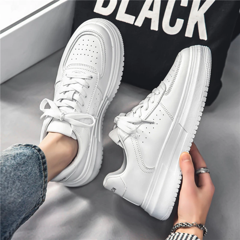 秋季男鞋运动休闲小白鞋透气潮流百搭ins学生板鞋厚底耐磨潮鞋子