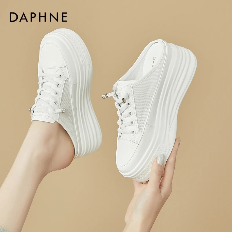 达芙妮包头半拖小白鞋网面增高松糕女鞋2025夏季爆款厚底懒人拖鞋