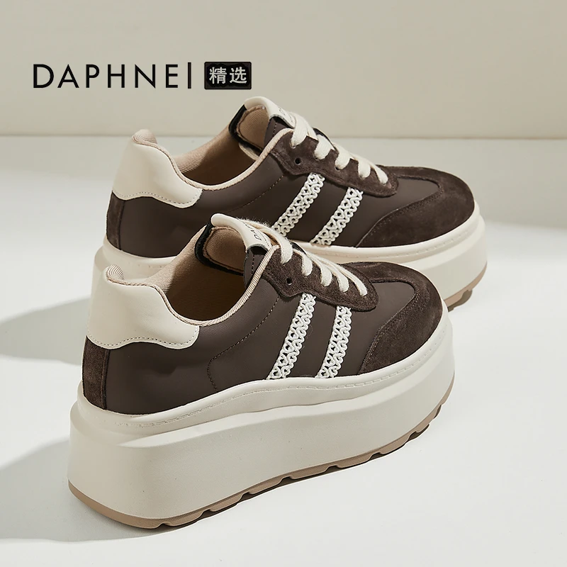 达芙妮厚底真皮德训鞋女2025秋季爆款休闲复古板鞋百搭时尚松糕鞋