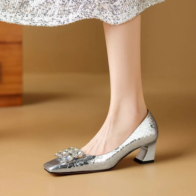 【牛皮】春秋时尚洋气银色方头高跟鞋女水钻粗跟头层牛皮单鞋