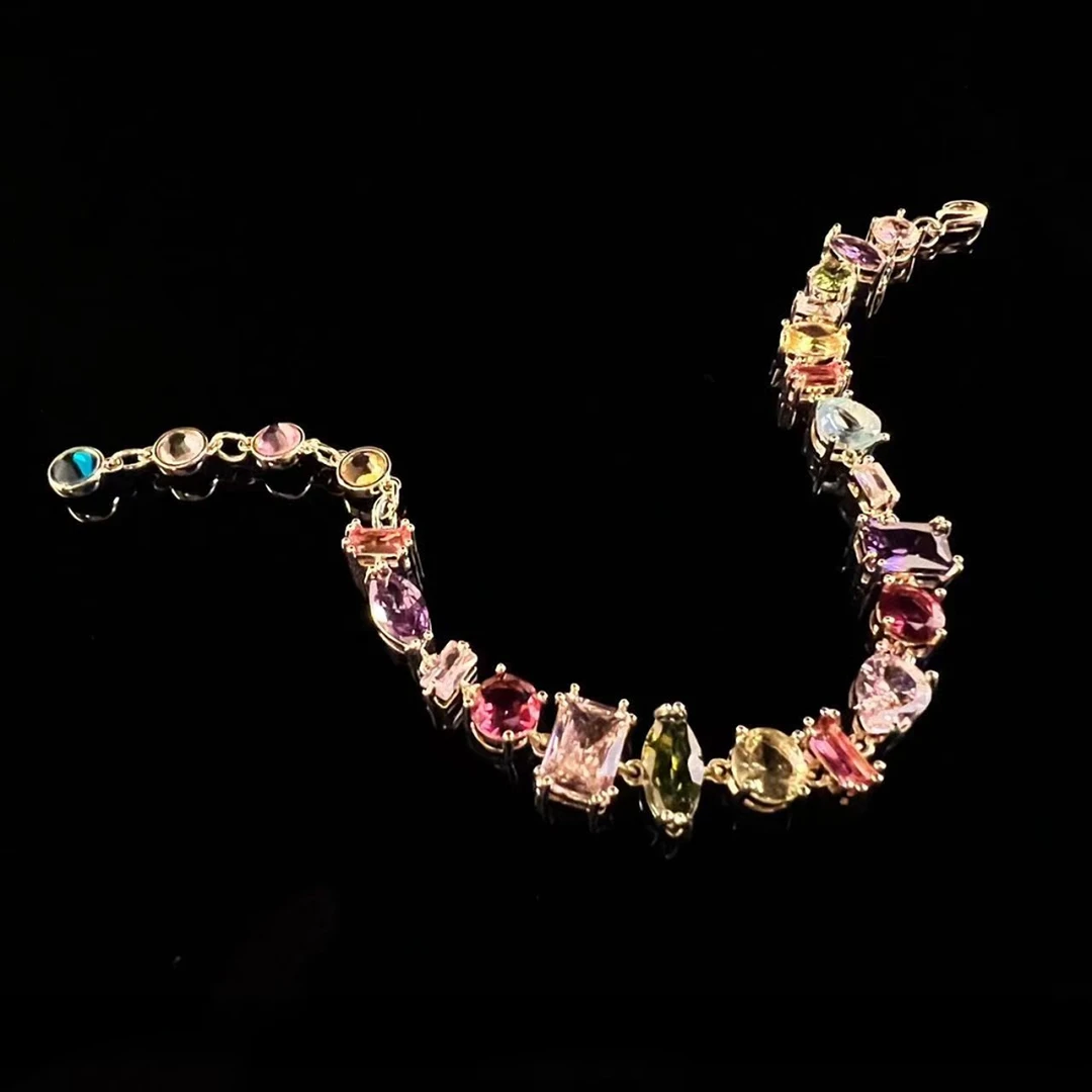 铜合金合成锆石手链 轻奢设计师款春夏新款彩色几何方糖手链C3008