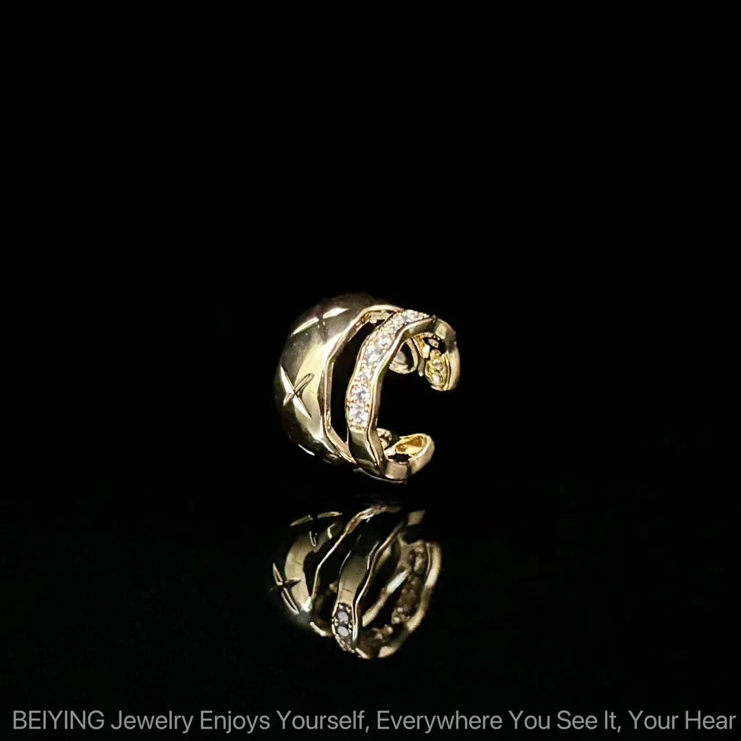 铜合金合成锆石耳饰 2025新款C3790【逆鳞】BARA BOX  双层耳夹