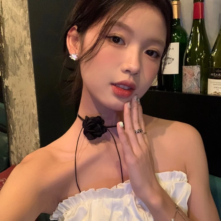 非金属项链 暗夜玫瑰系带气质颈链项链轻奢小众设计感甜酷锁骨链