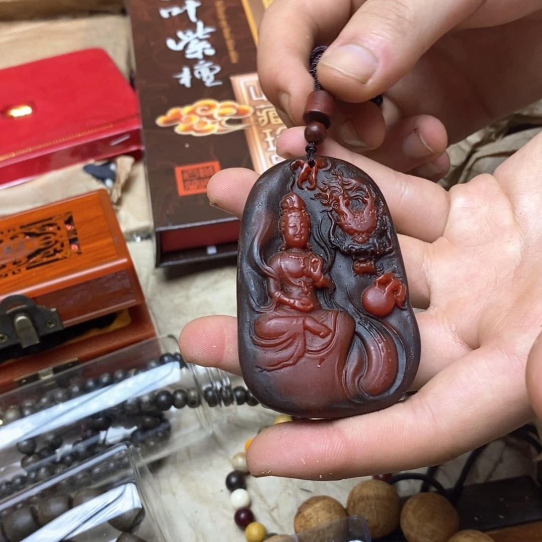 滴血莲花菩提吊坠