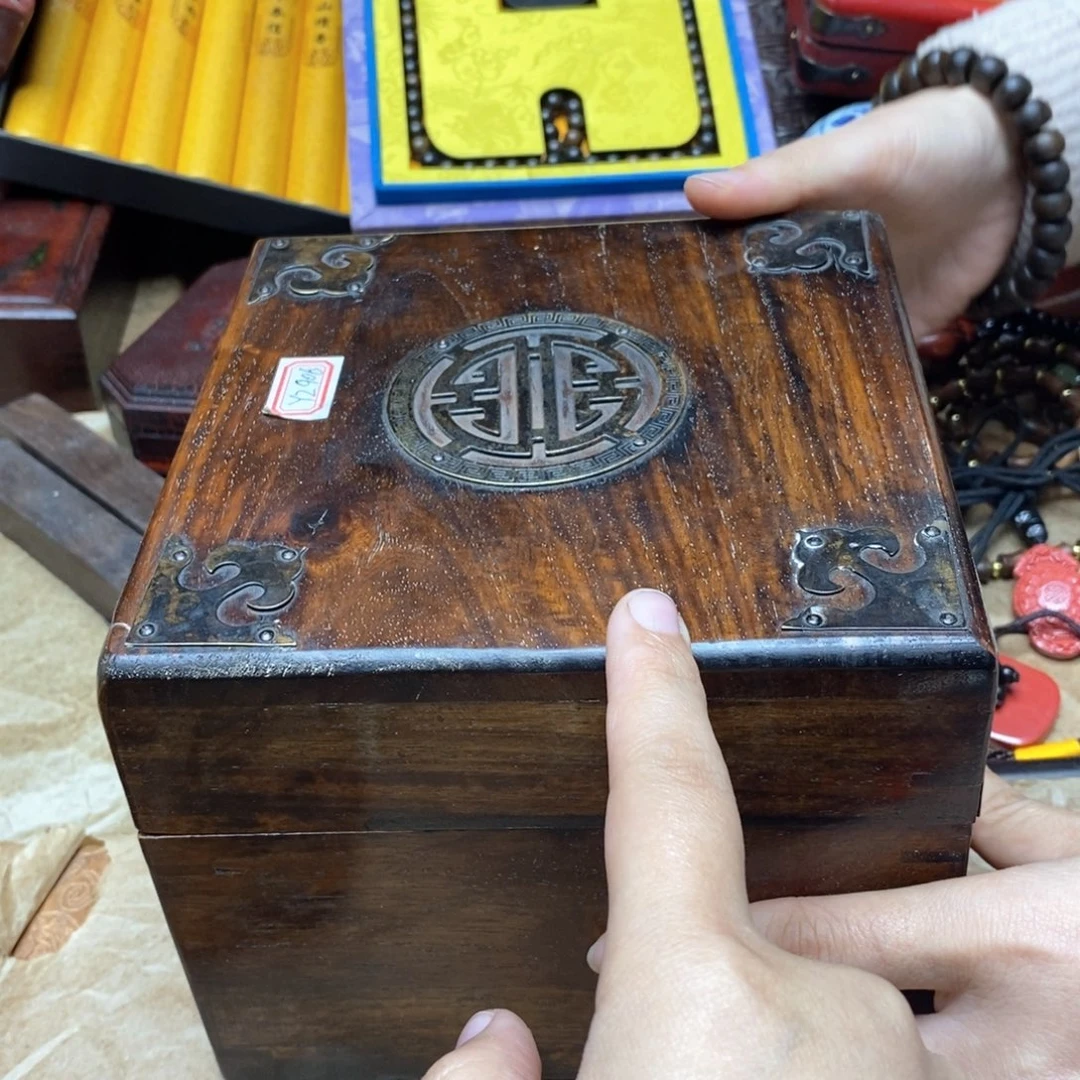 滴血莲花菩提吊坠