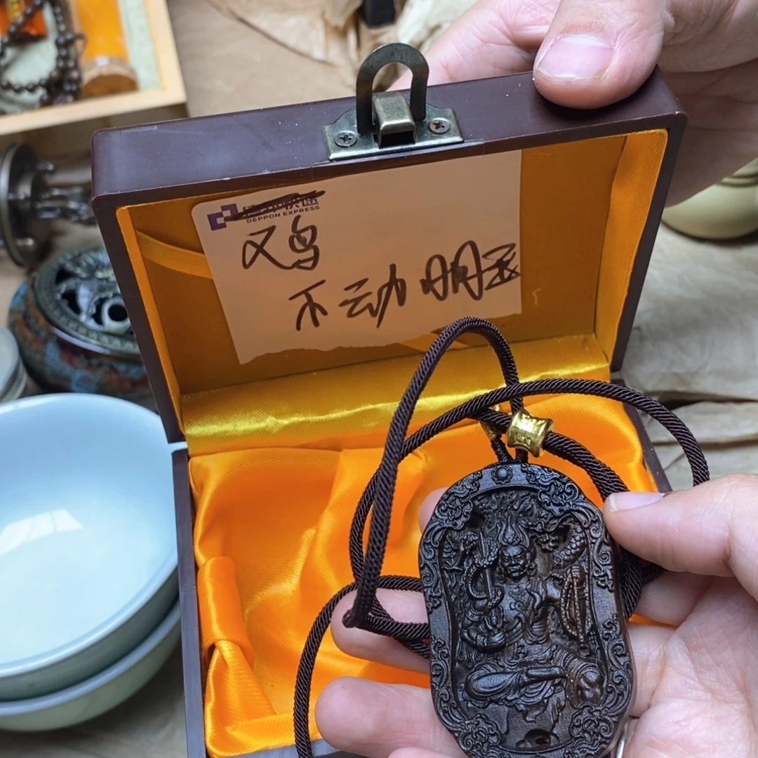 滴血莲花菩提吊坠