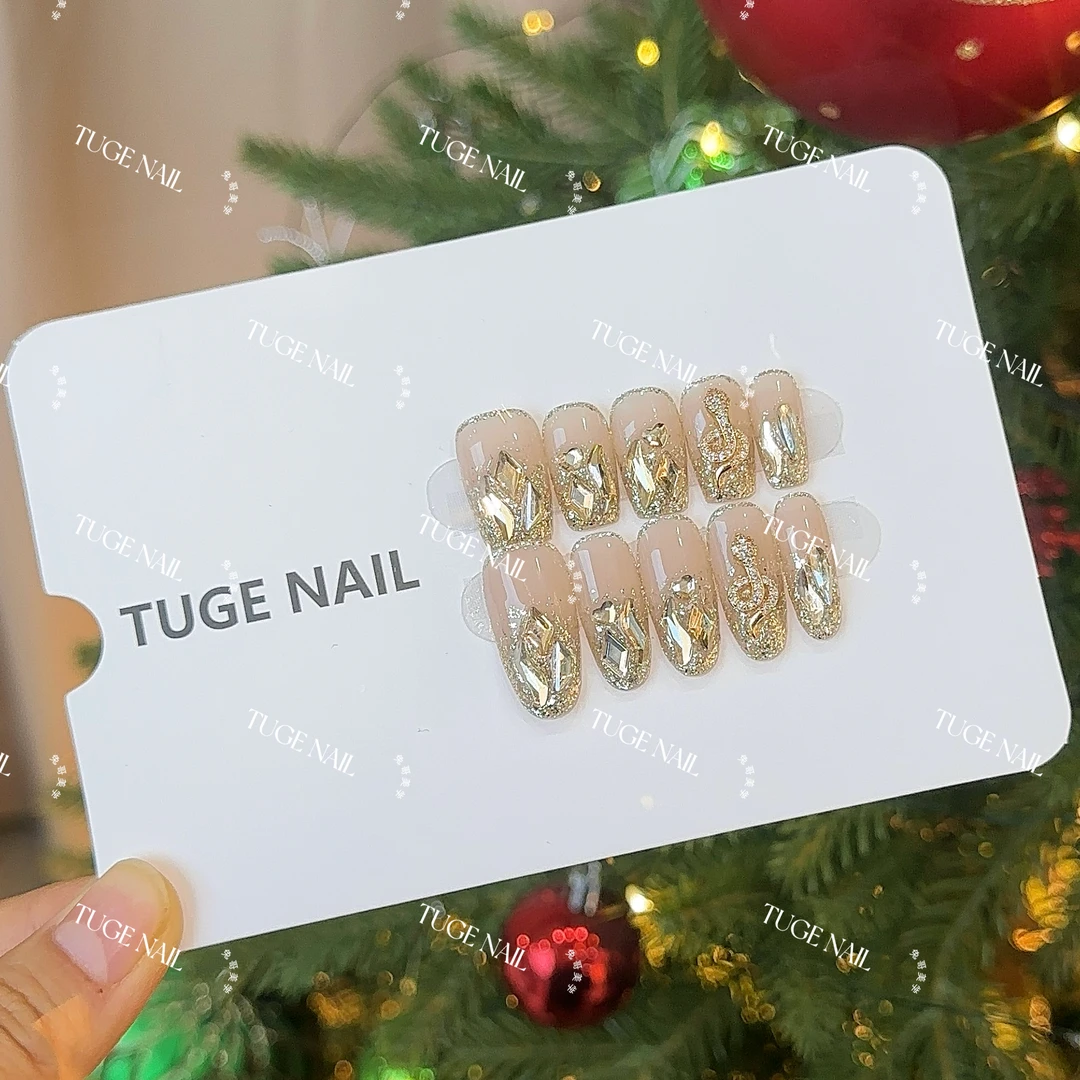 TugeNail “蛇来运转” 秋冬氛围感新年美甲蛇年爆闪设计穿戴甲TGHJ