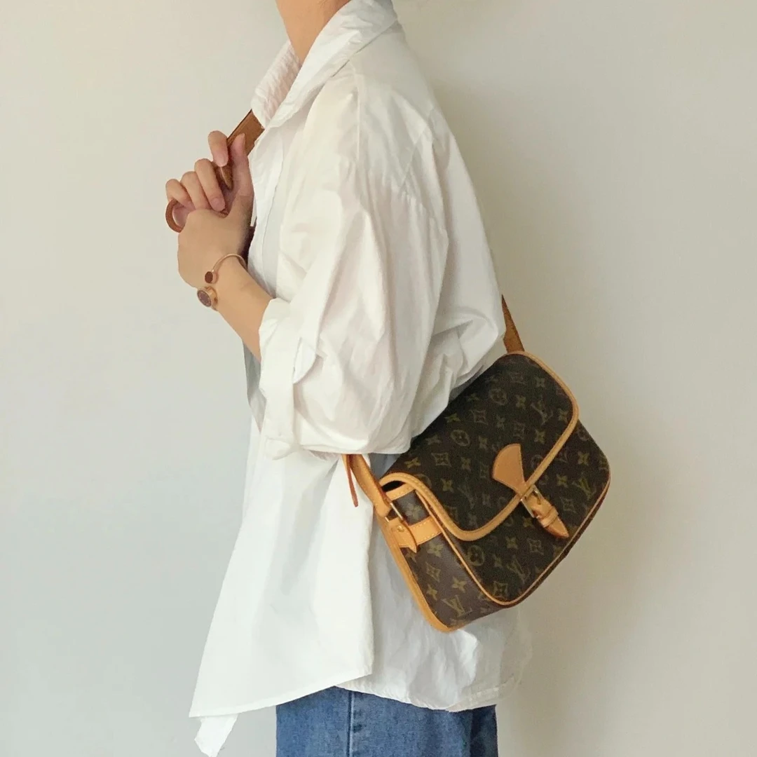 90新 LouisVuitton/路易威登 法棍邮差包