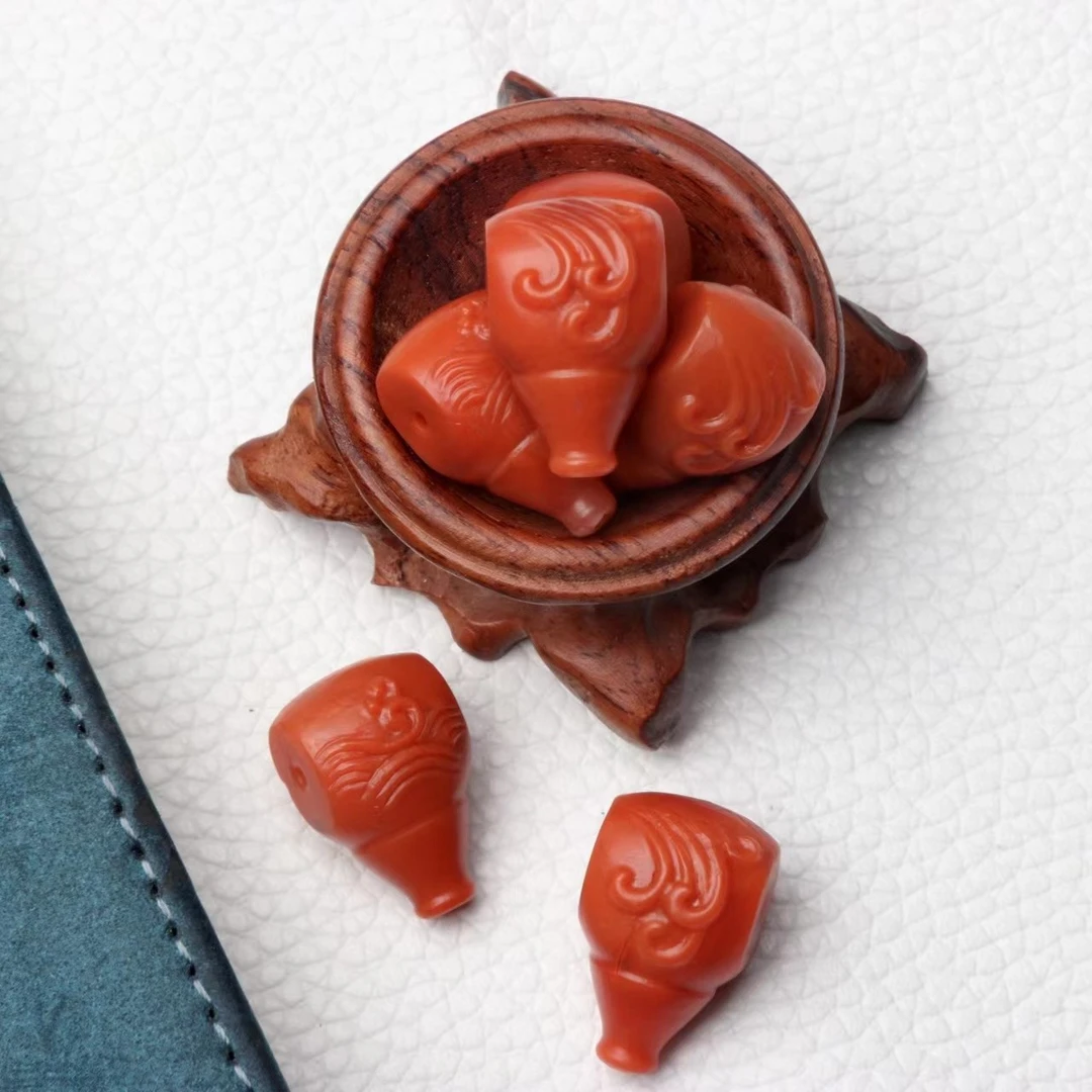 【蚂蚁珠宝】南红玛瑙雕刻9-10mm左右风生水起配饰一个P988