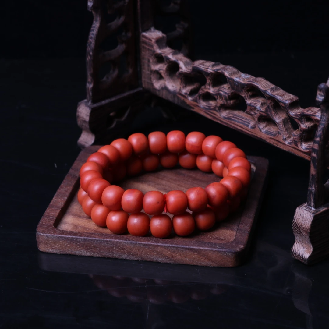 【蚂蚁珠宝】南红玛瑙10mm左右老型手串一条n510(多样性发其一)