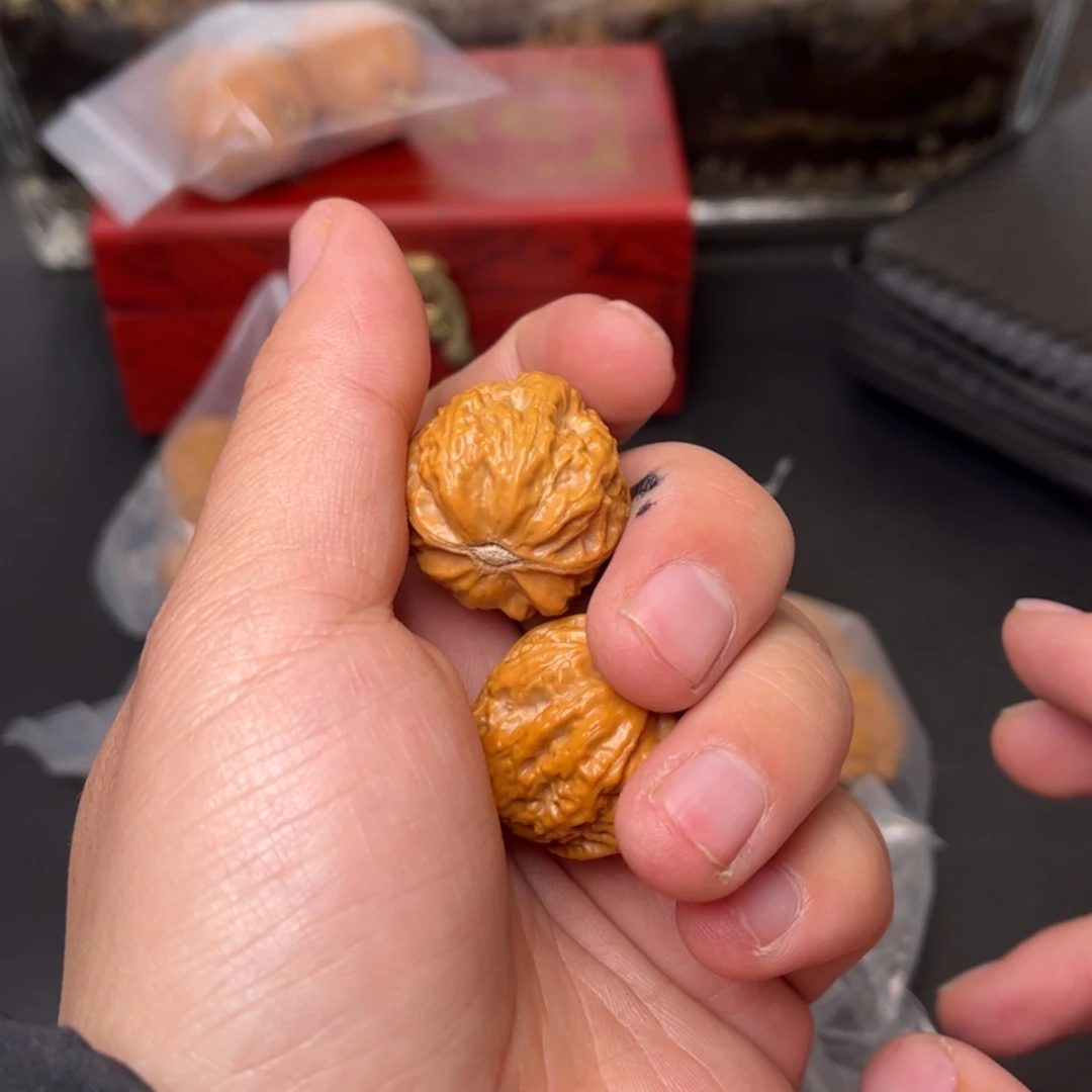 【闪购商品】文玩核桃把件800