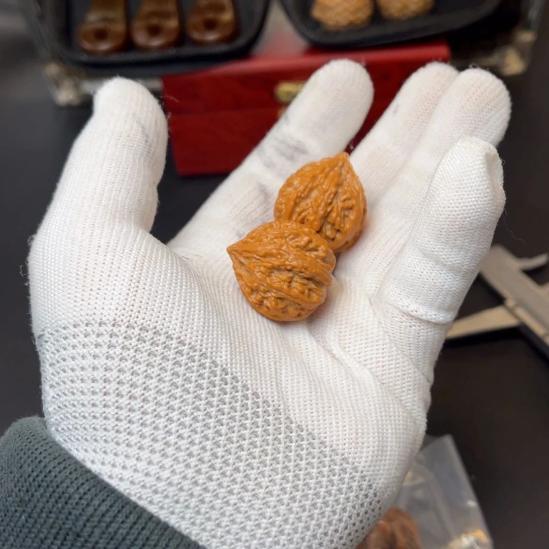 【闪购商品】文玩核桃把件90