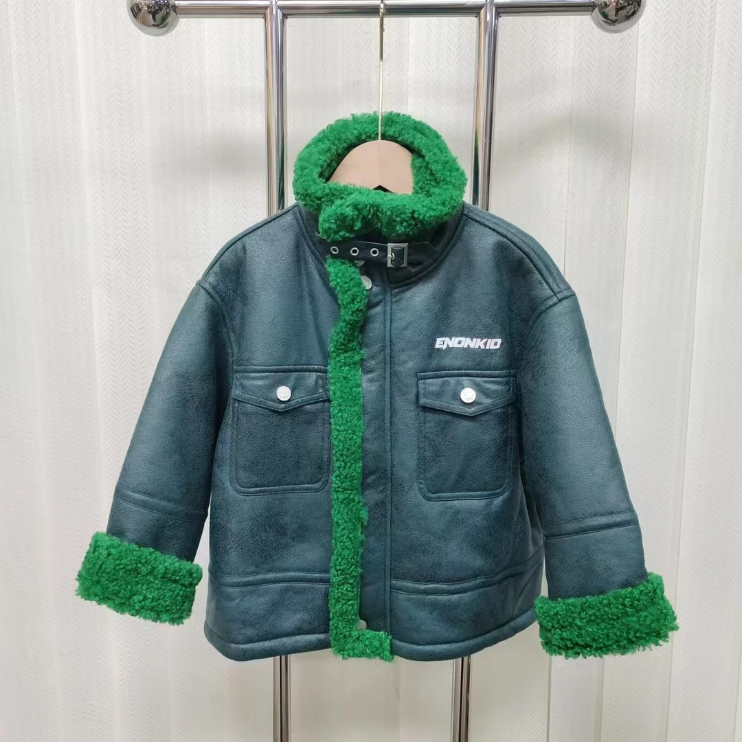 【E717】绿色皮毛一体外套B4-11