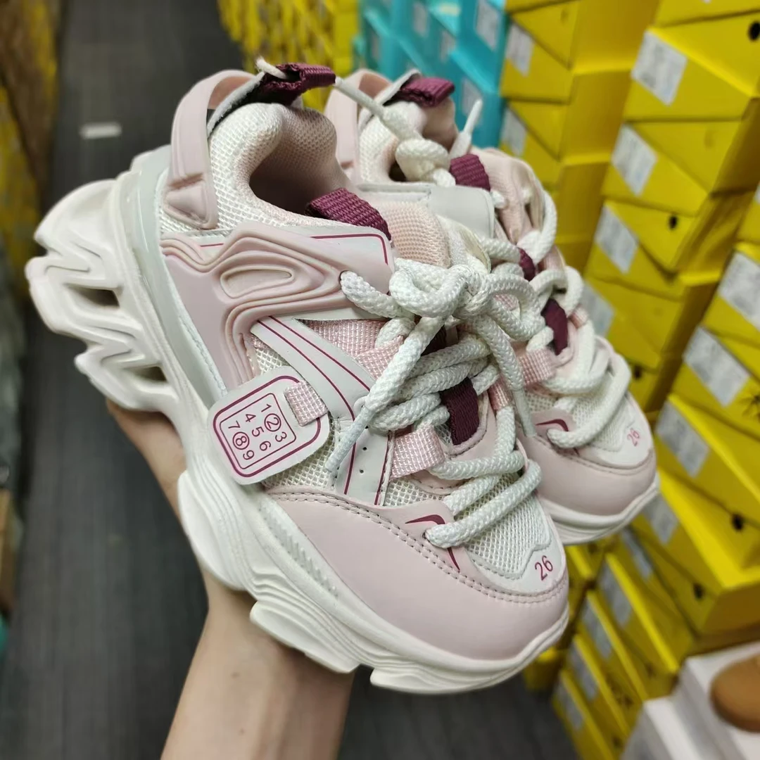 【5861】粉色运动鞋