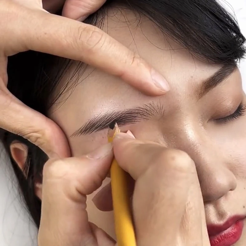 眉型定位笔黄皮黑芯纹绣眉笔纹绣定位边框笔野生线条眉笔雾眉笔