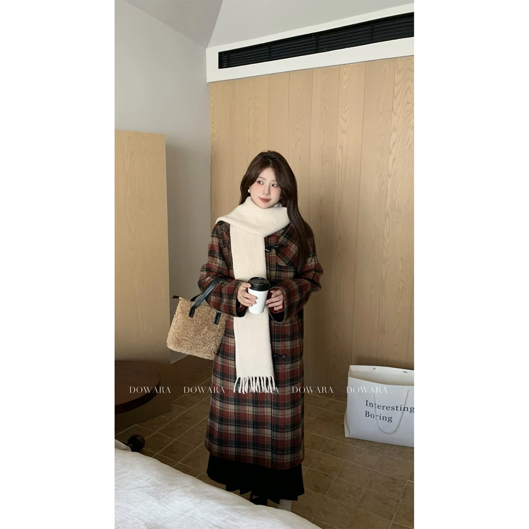 现货大婉酱微胖定制复古绵羊毛格子双面呢牛角扣大衣女冬季7366D