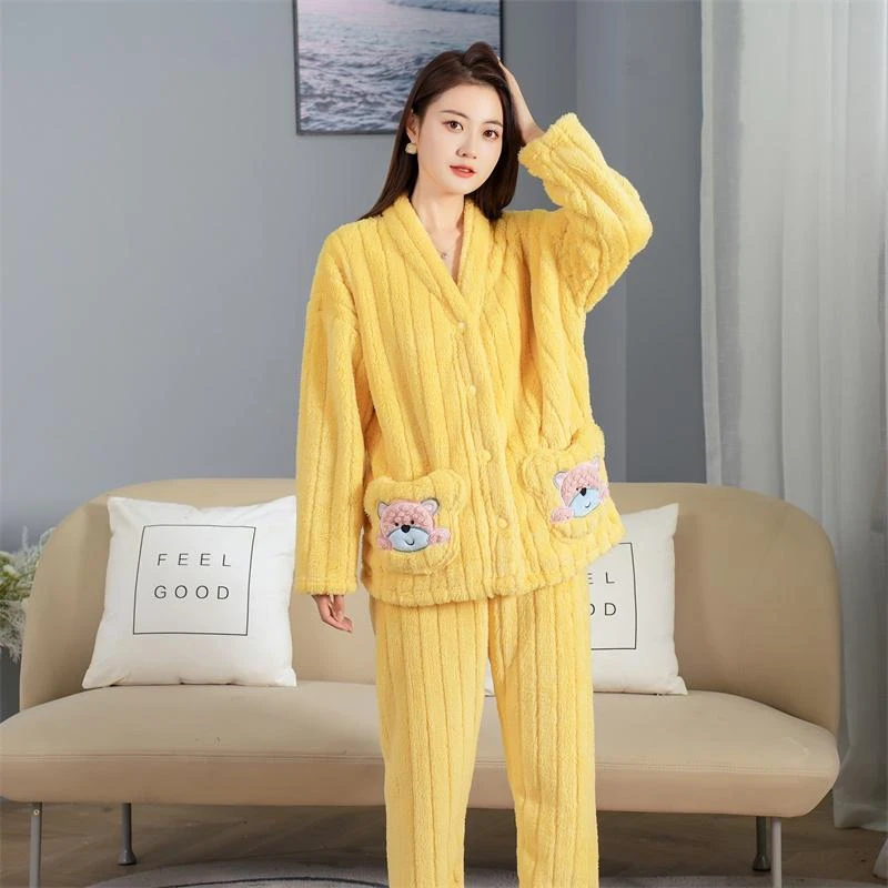 睡衣女秋冬款冬季珊瑚绒家居服法兰绒加厚款冬天大码加绒保暖套装