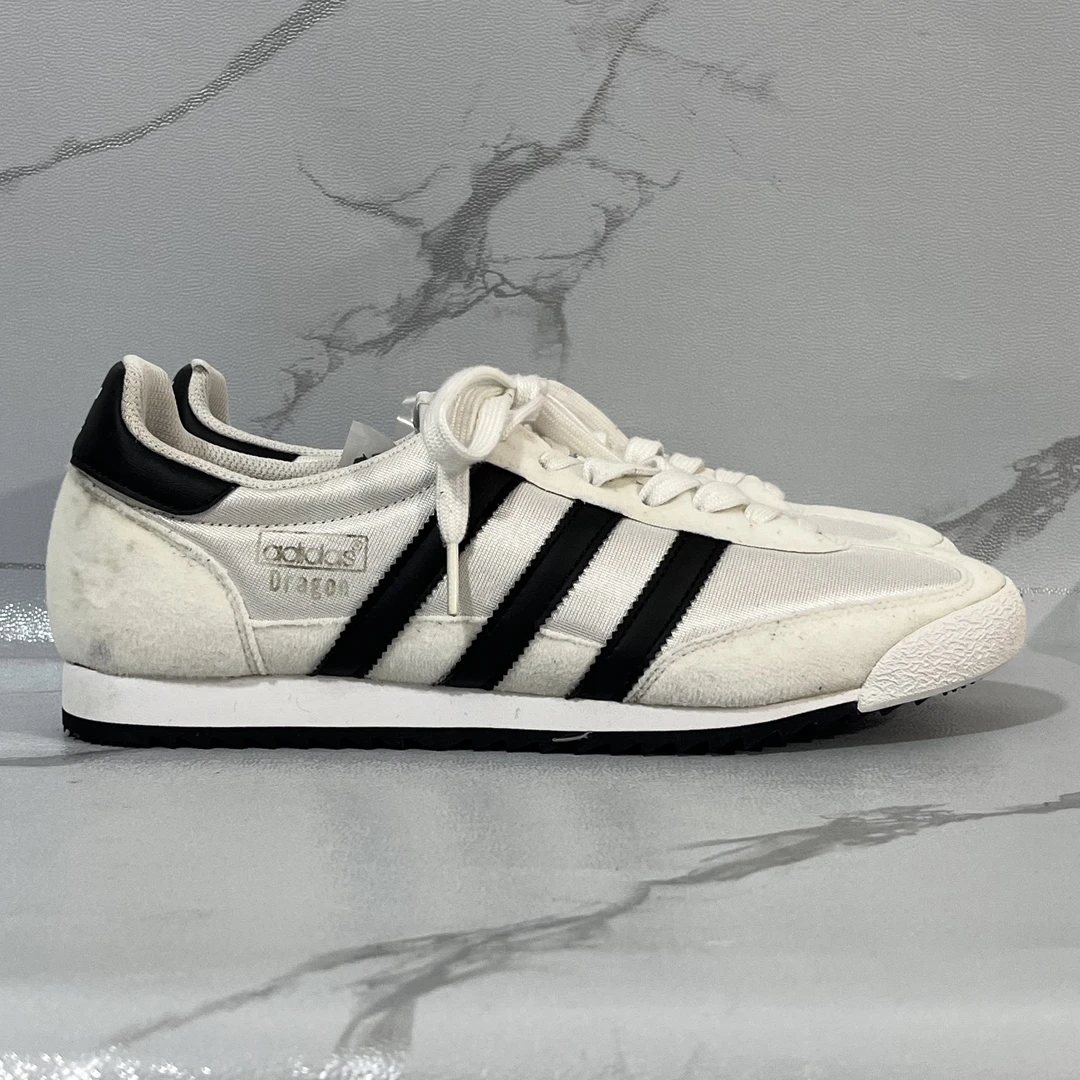 43码adidas 运动休闲鞋 黑白 公价579 二手/90新