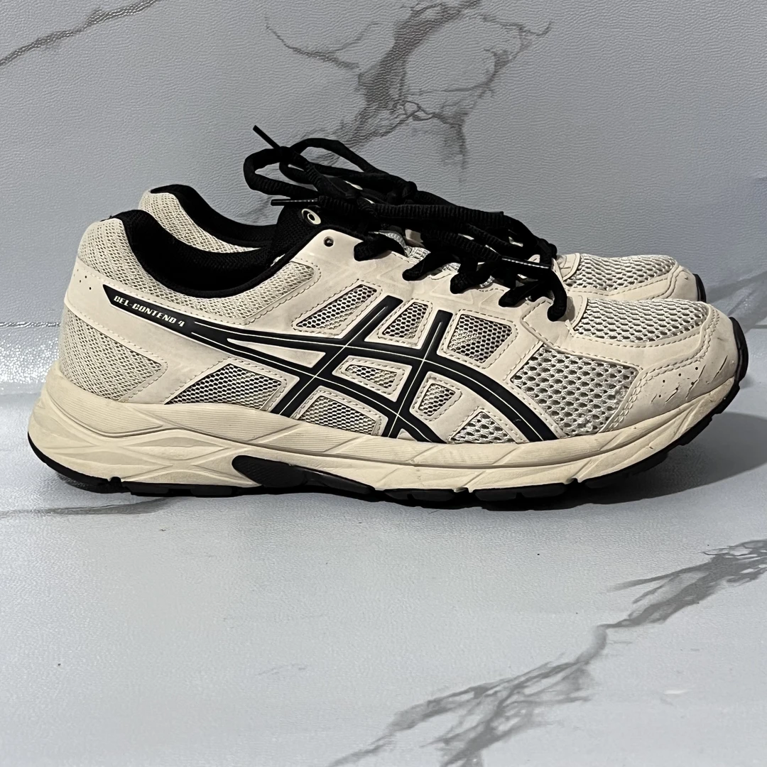 42码Asics/亚瑟士 跑鞋 灰黑 公价499 二手/鞋头瑕疵