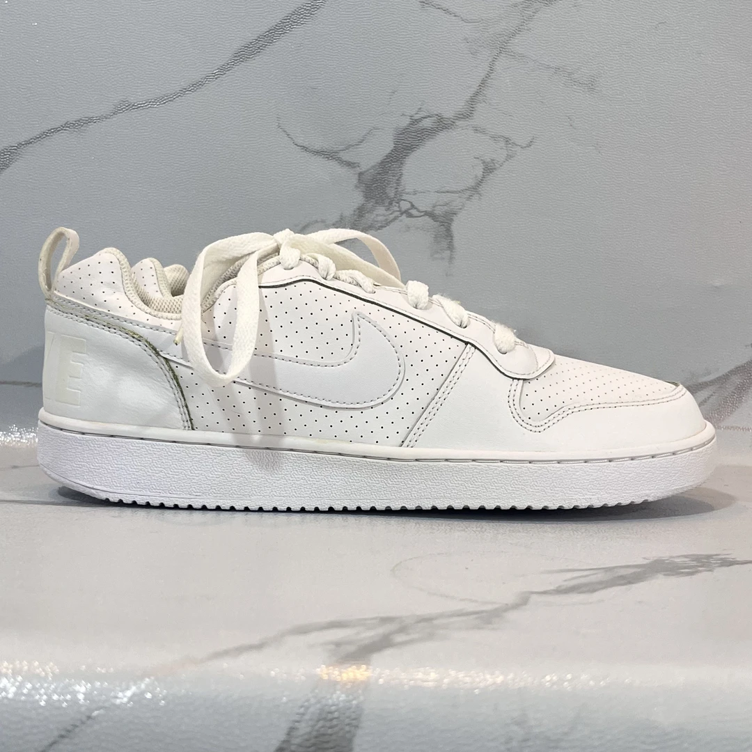 42.5码Nike Court Borough 板鞋 纯白 二手/90新