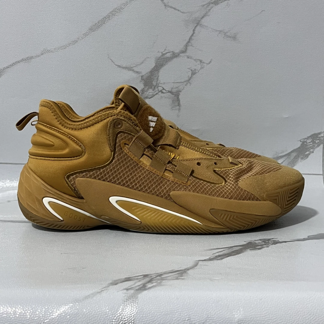 42.5码adidas 实战篮球鞋 亮黄 公价1299 二手/无鞋垫