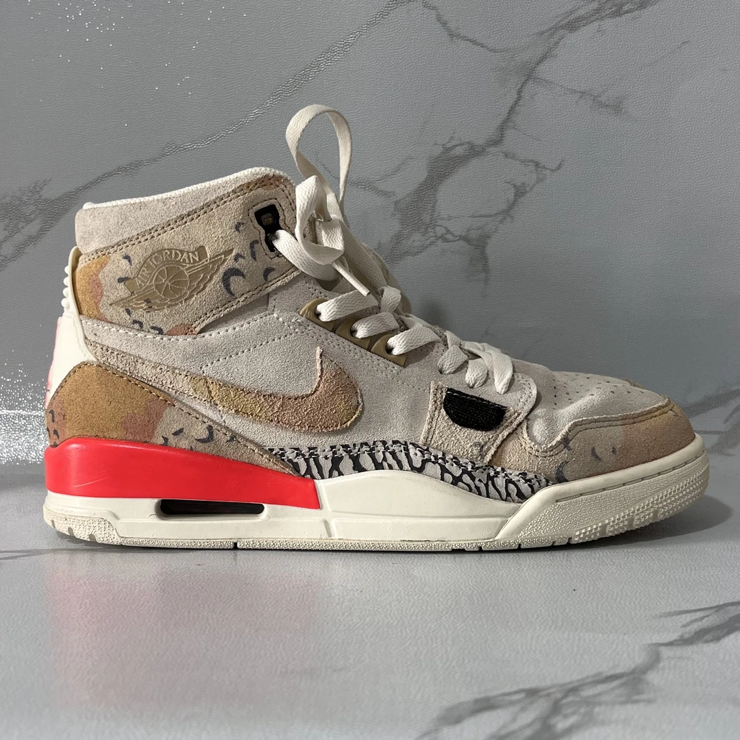 42码Air Air Jordan 312 气垫板鞋 沙漠迷彩 公价1099 二手/90新