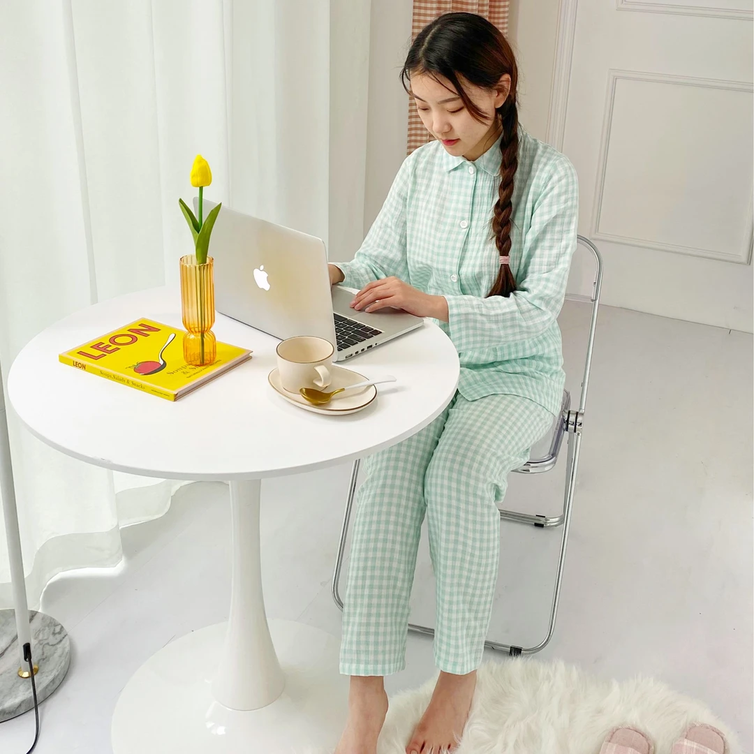 宜色家24春夏纯棉糖果双层纱轻薄透气清新格子情侣家居服睡衣套装