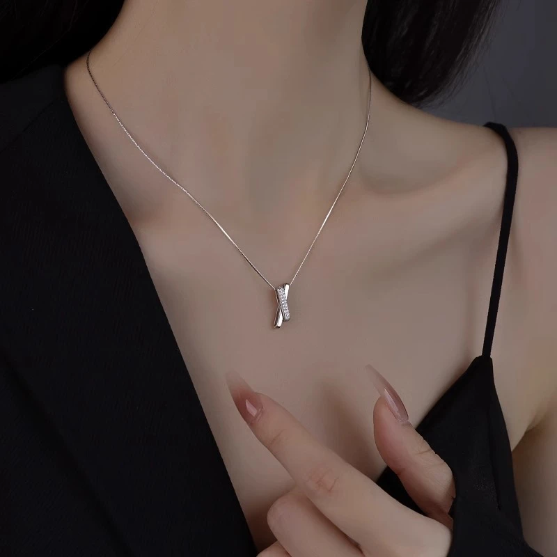 坠链均足银 高级设计感纯银999项链女生款气质轻奢锁骨链小众饰品
