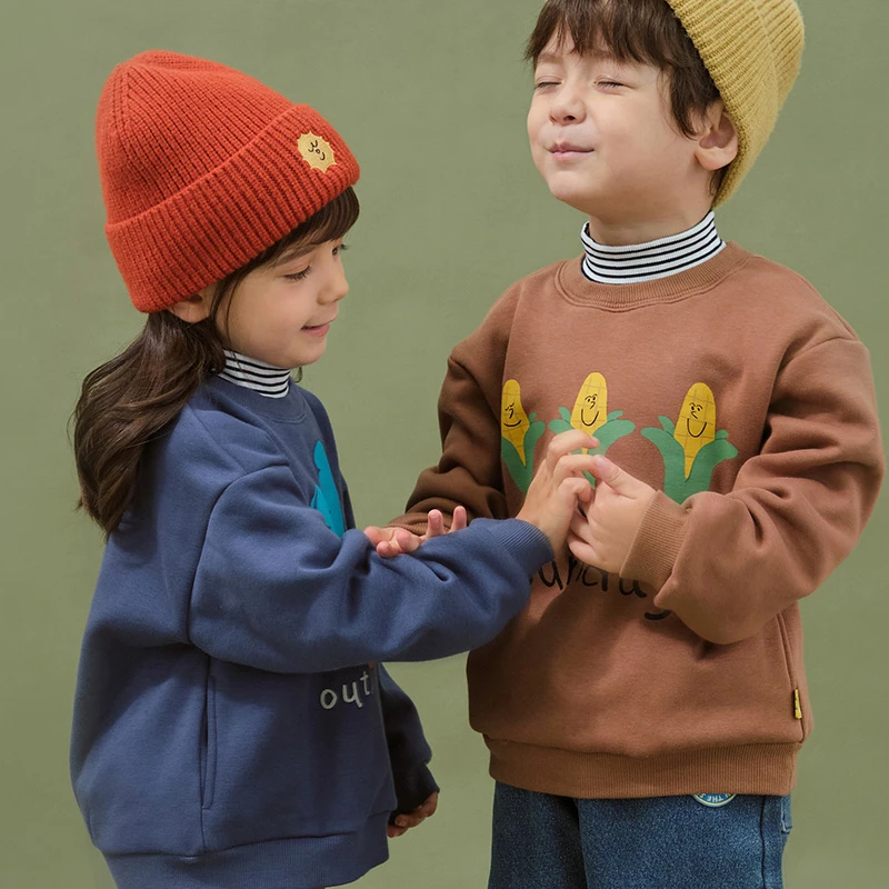 PAPA爬爬小高领冬儿童休闲套头加绒卫衣走秀款