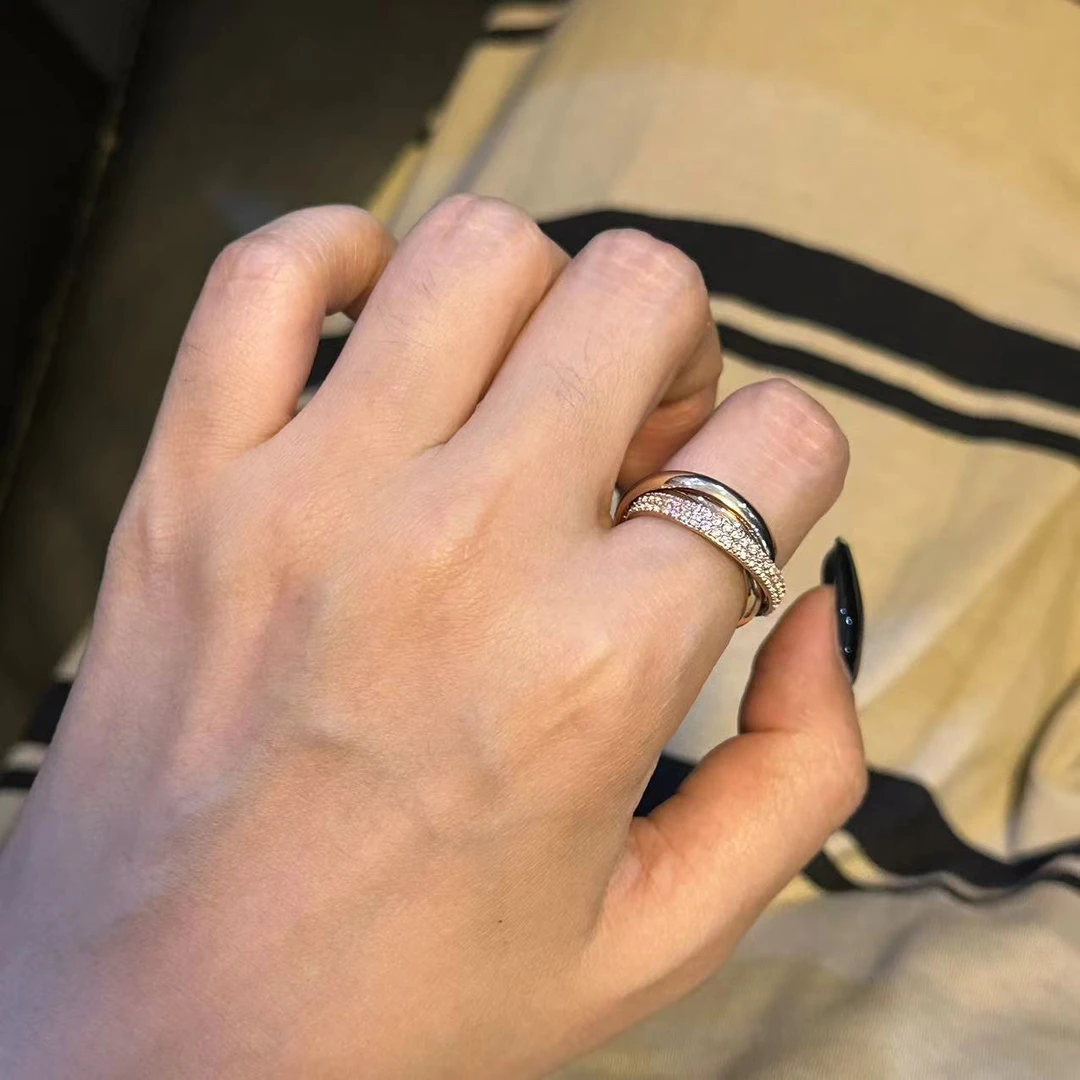 钛钢戒指 粉色环环相扣戒指-66103