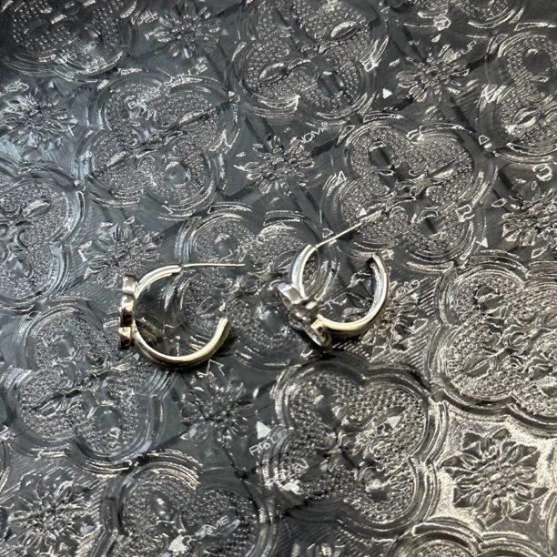 铜合金耳饰 不对称花花耳饰-66192