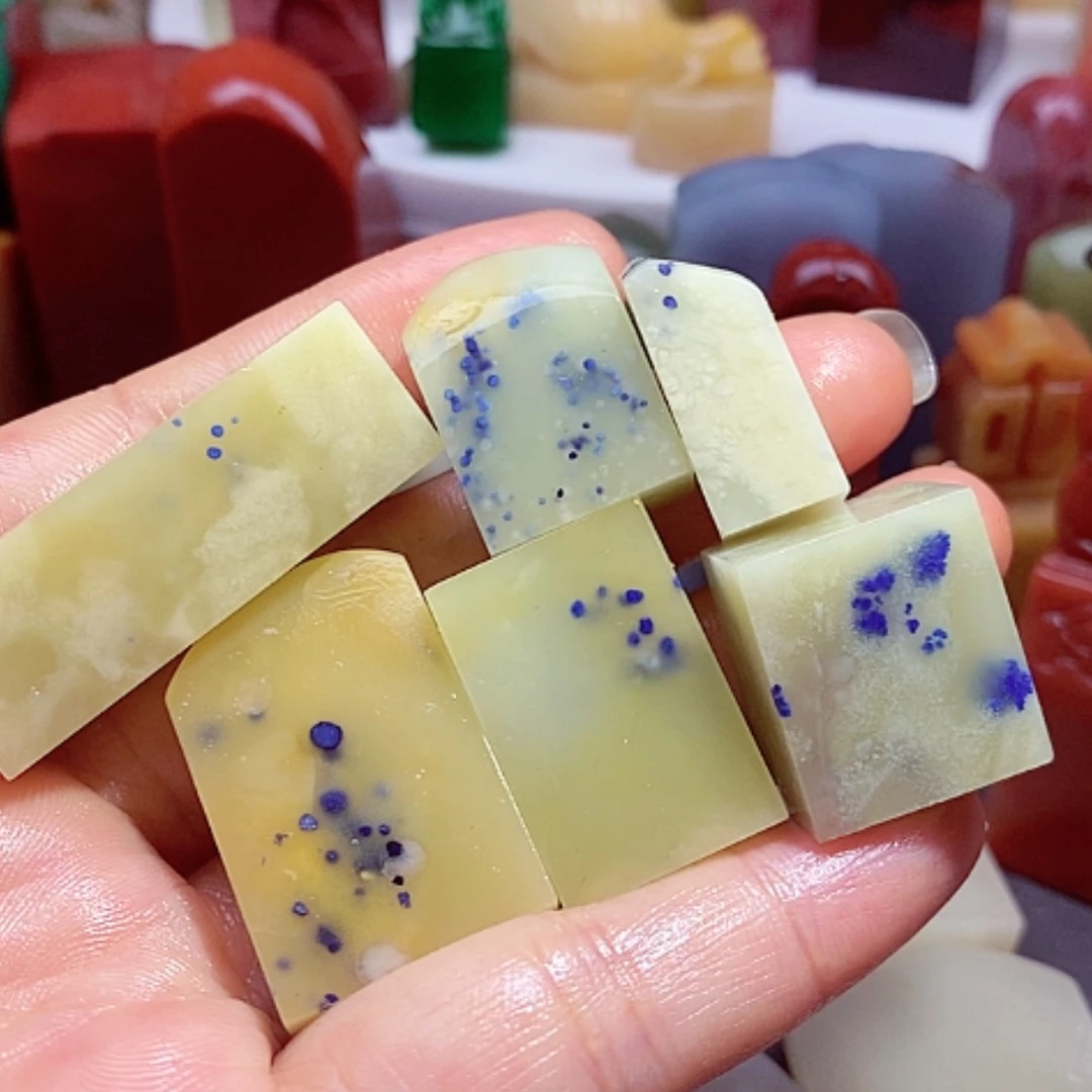 【闪购商品】青田石半**生