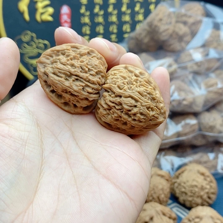 文玩核桃把件瞭**方涿鹿南疆石