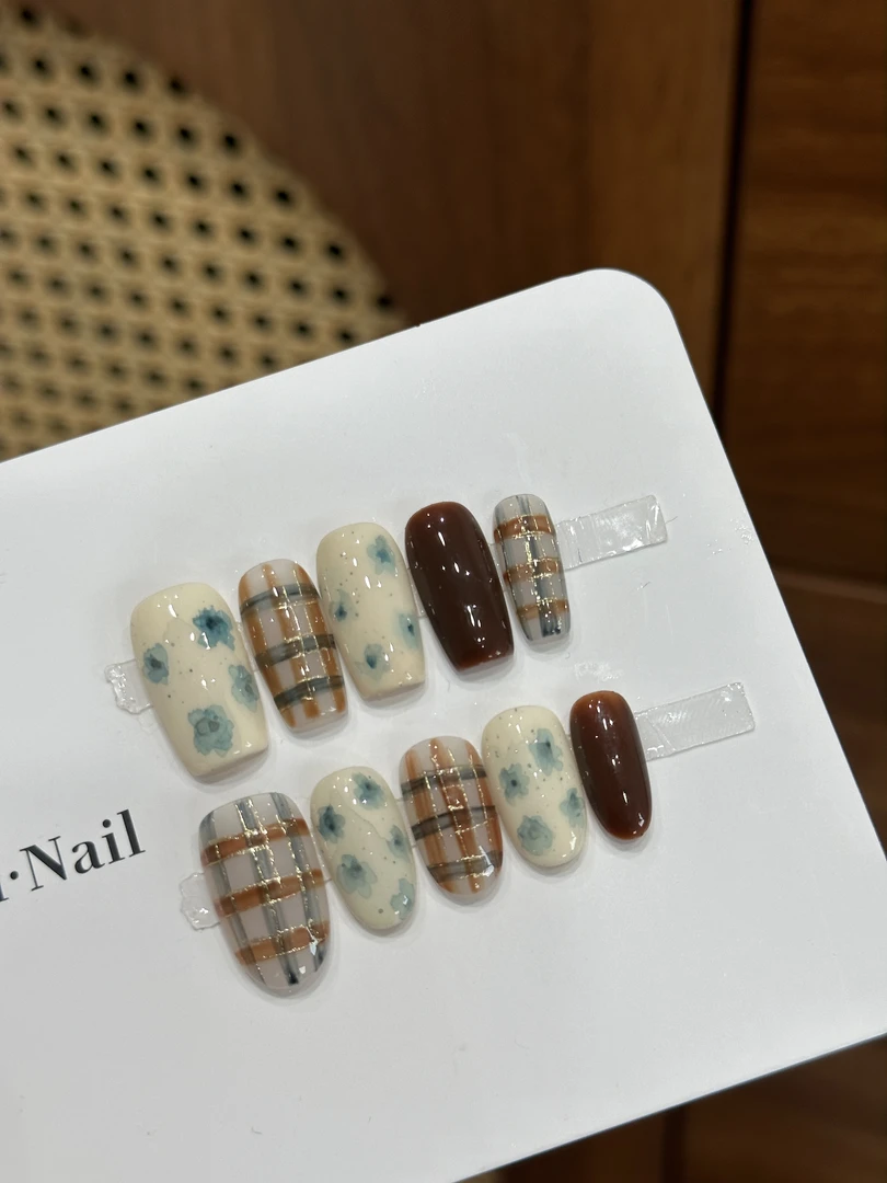 白菜家浪漫秋日手工穿戴甲