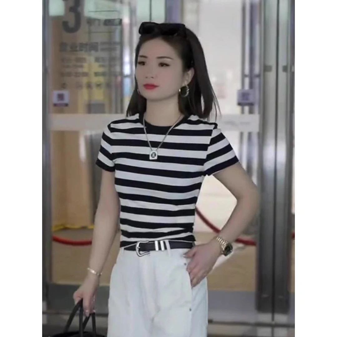 2025夏季新款洋气设计感圆领条纹短袖高腰白色阔腿牛仔裤两件套女