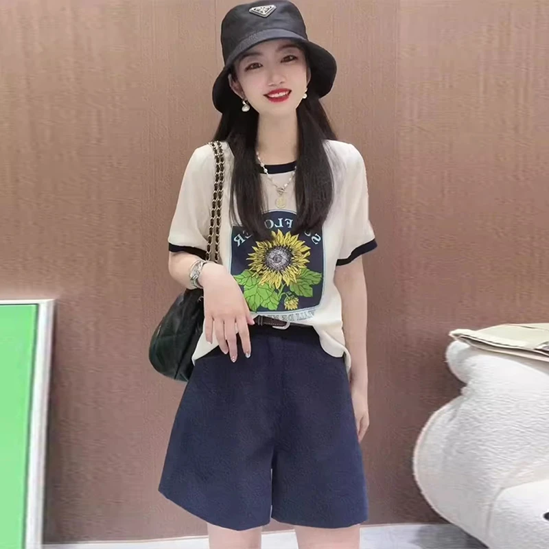 洋气休闲装套装女夏季25新款时尚减龄洋气短袖t恤搭配短裤两件套