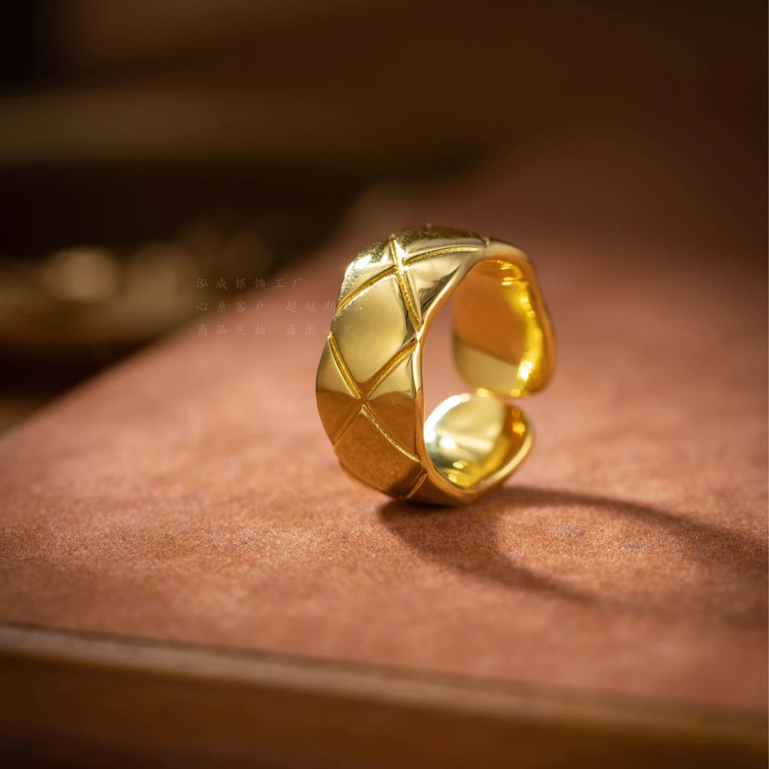 足银戒指 香家格纹戒金店同款气质时尚简约经典金色轻奢复古百搭