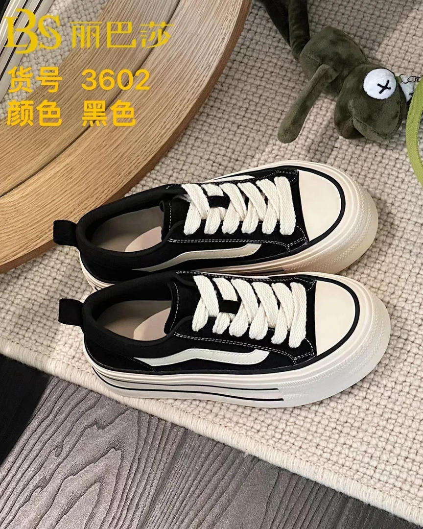 2024新款秋冬季女鞋厚底平底松糕底学生成人通穿防滑防臭轻软舒适