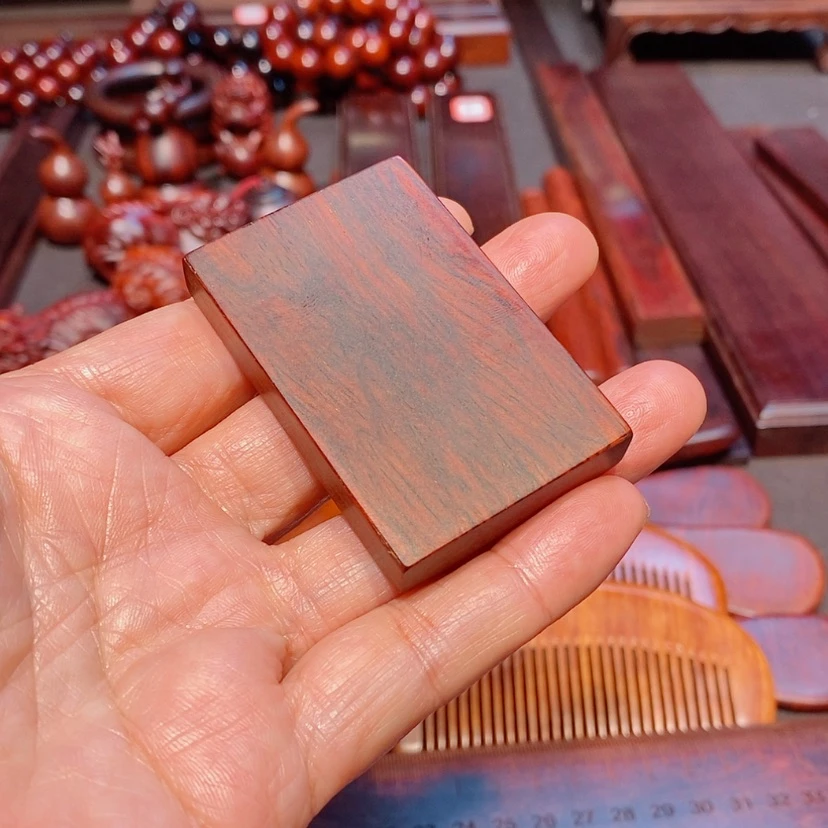 【闪购商品】小叶紫檀把件柠*