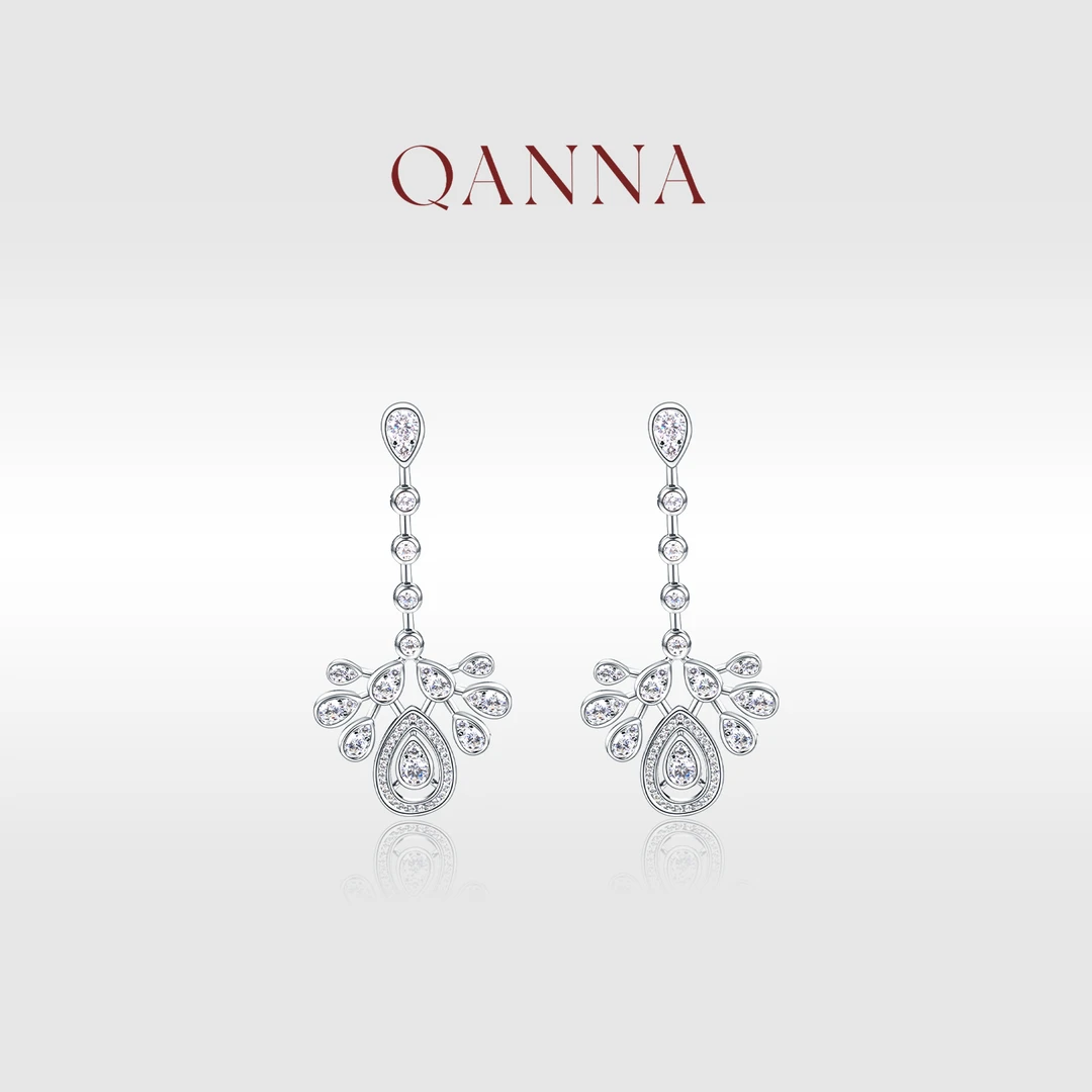 QANNA【60分 皇冠耳钉】18K金气质经典花朵系列钻石耳环AF