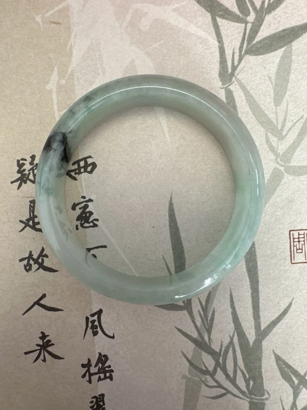 T773缅甸翡翠手镯