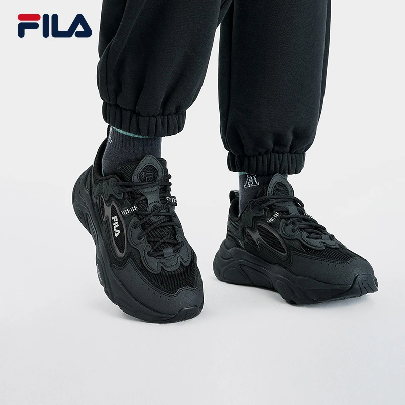 FILA斐乐【新款火星】秋冬运动鞋女休闲透气跑步老爹鞋F12W332117F