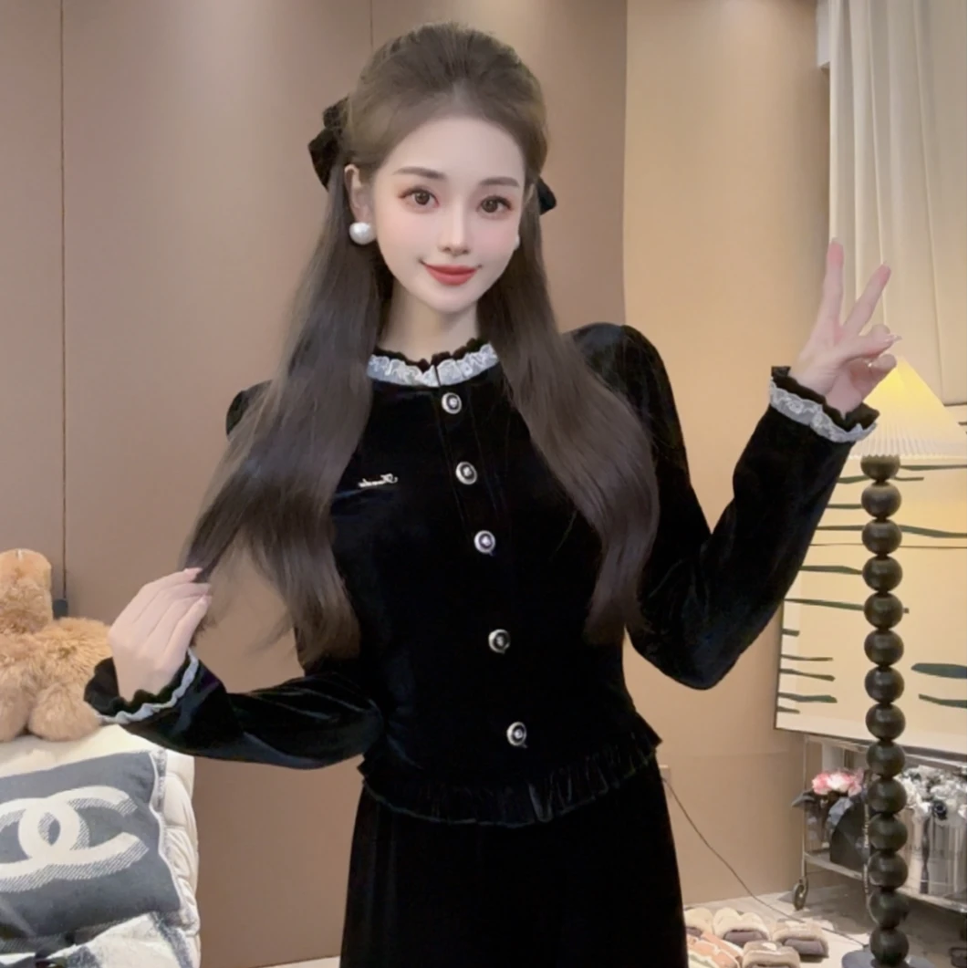 【尤猫】【花边丝绒】百搭显瘦设计感拼接气质丝绒外套-Y1107