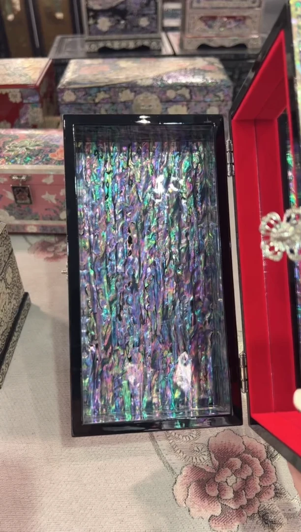 【闪购商品】里外满贝蝴蝶按扣款·弘贝雅螺钿漆器
