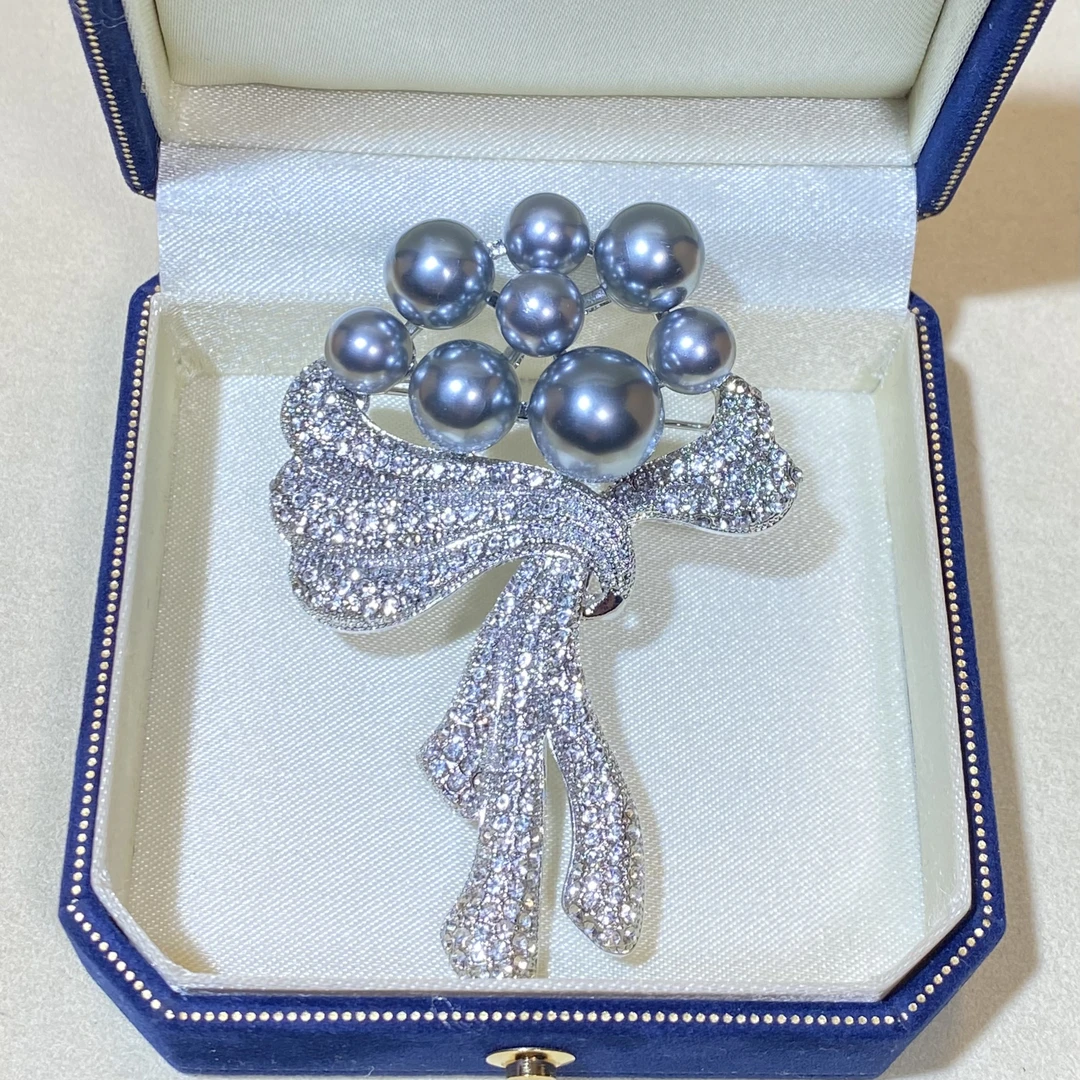 合金胸针 【告白气球】时尚百搭蓝色春夏新款精致轻奢胸花4107