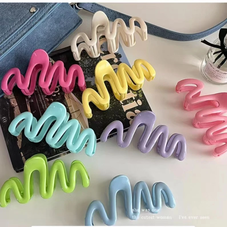 时尚发夹一个【颜色随机】