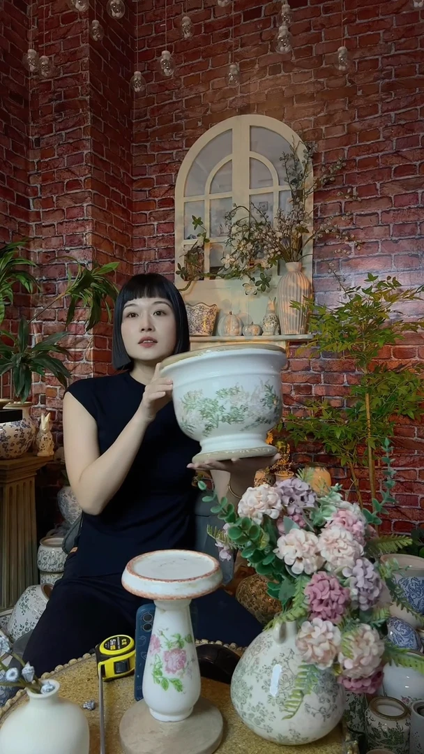 【闪购商品】有孔花盆高20.5内23