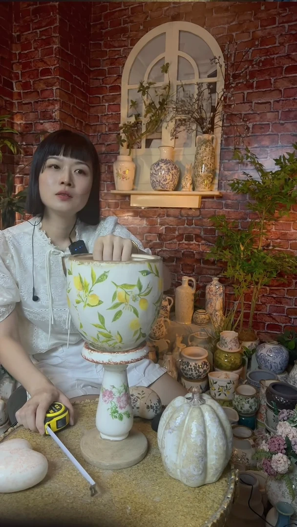 【闪购商品】有孔花瓶高16.5内口14.5